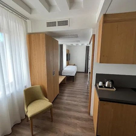 Hotel Belvedere 3*