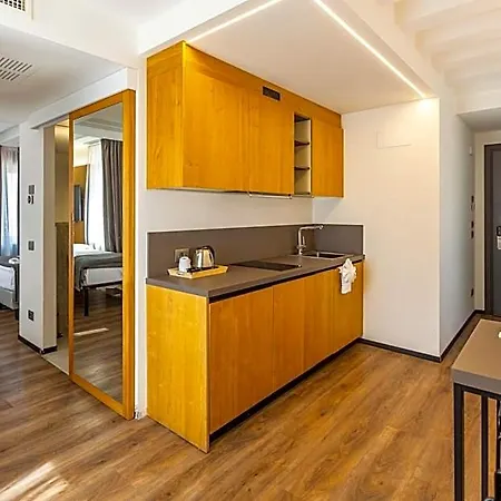 Belvedere Hotel 3*